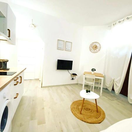 Gab & Jo Apartment โบลแลน ภายนอก รูปภาพ